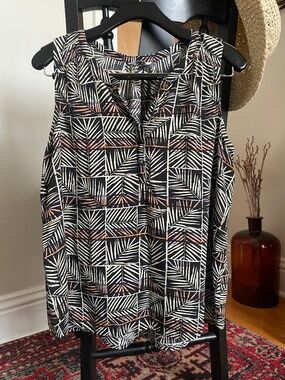 Sonoma Palm Print Sleeveless Top